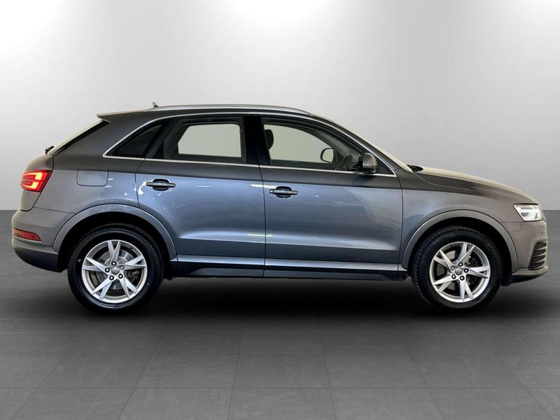 Used Audi Q3 2017 for sale - 77095713: Photo 11