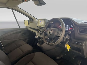Used Renault Trafic 2023 for sale - 79301108: Photo