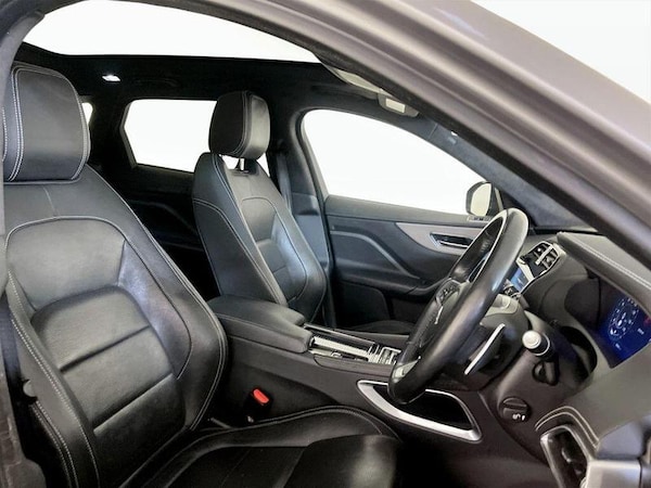 Used Jaguar F-Pace 2019 for sale - 76209284: Photo 13
