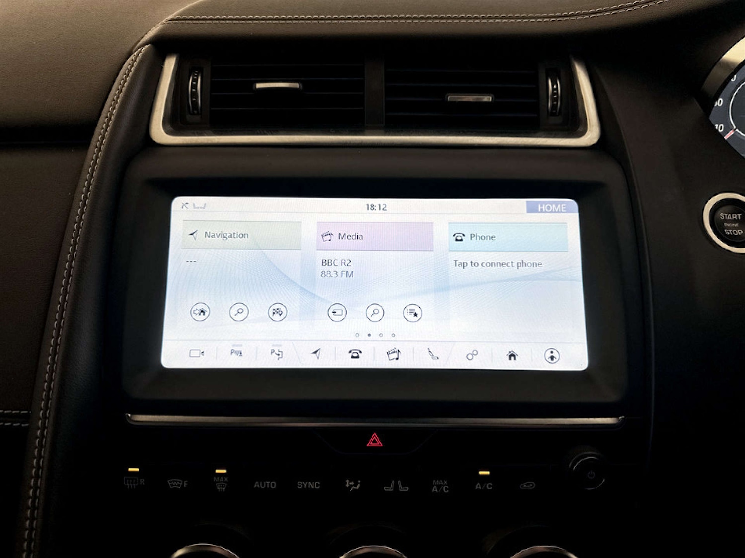 Used Jaguar E-Pace 2018 for sale - 77213738: Photo 24