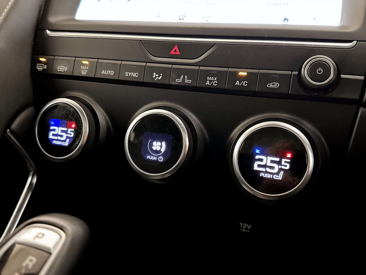 Used Jaguar E-Pace 2018 for sale - 77213738: Photo 25