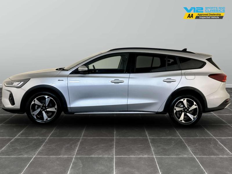 Used Ford Focus 2022 for sale - 76782172: Photo 7