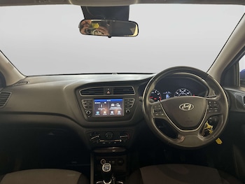 Used Hyundai i20 2019 for sale - 78546113: Photo