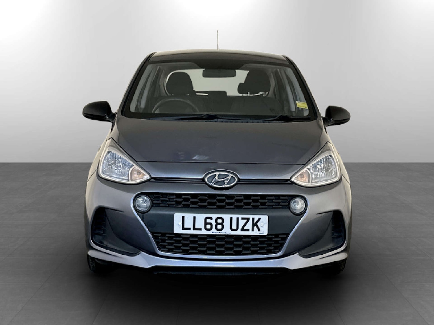 Used Hyundai i10 2018 for sale - 77535143: Photo 5