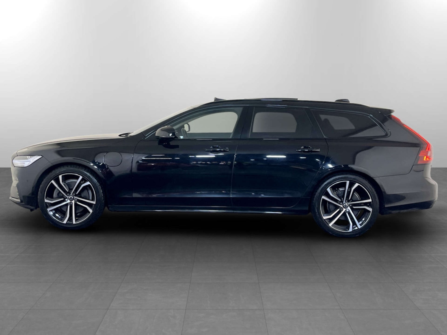 Used Volvo V90 2022 for sale - 77262790: Photo 7