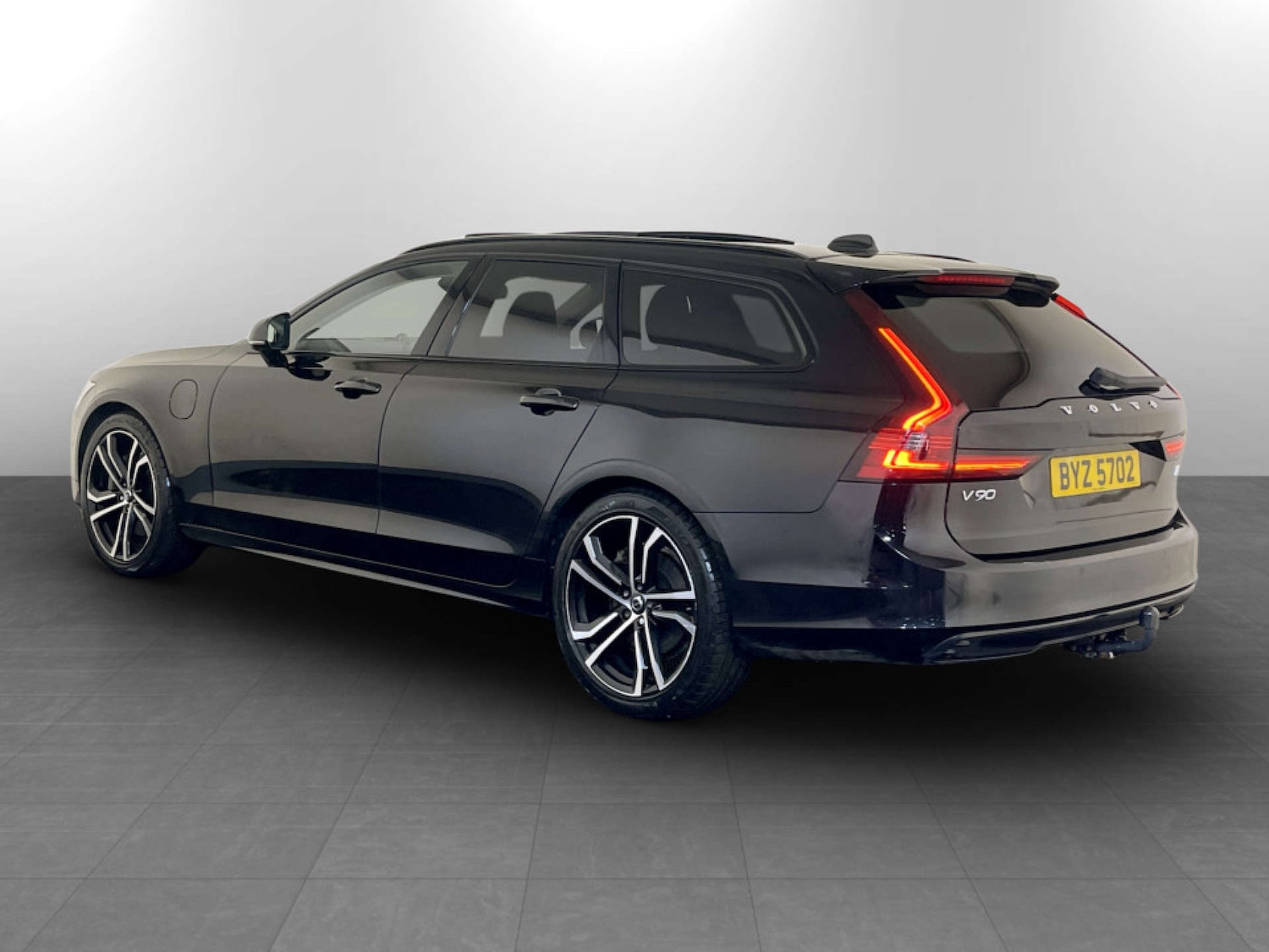 Used Volvo V90 2022 for sale - 77262790: Photo 8