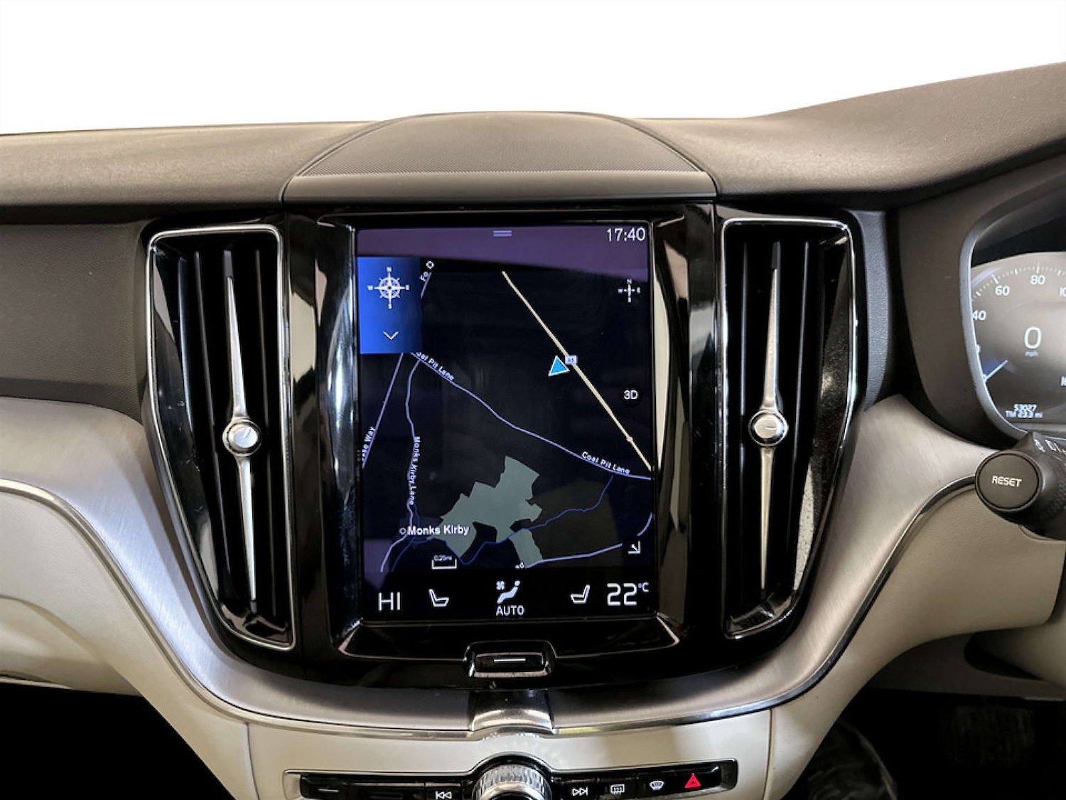 Used Volvo XC60 2020 for sale - 77185311: Photo 21