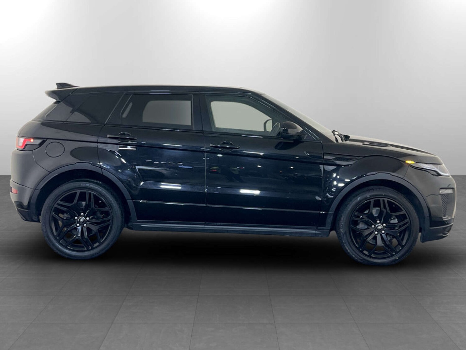 Used Land Rover Range Rover Evoque 2019 for sale - 77350535: Photo 11