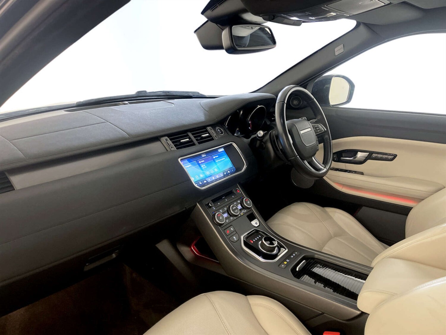 Used Land Rover Range Rover Evoque 2019 for sale - 77350535: Photo 12