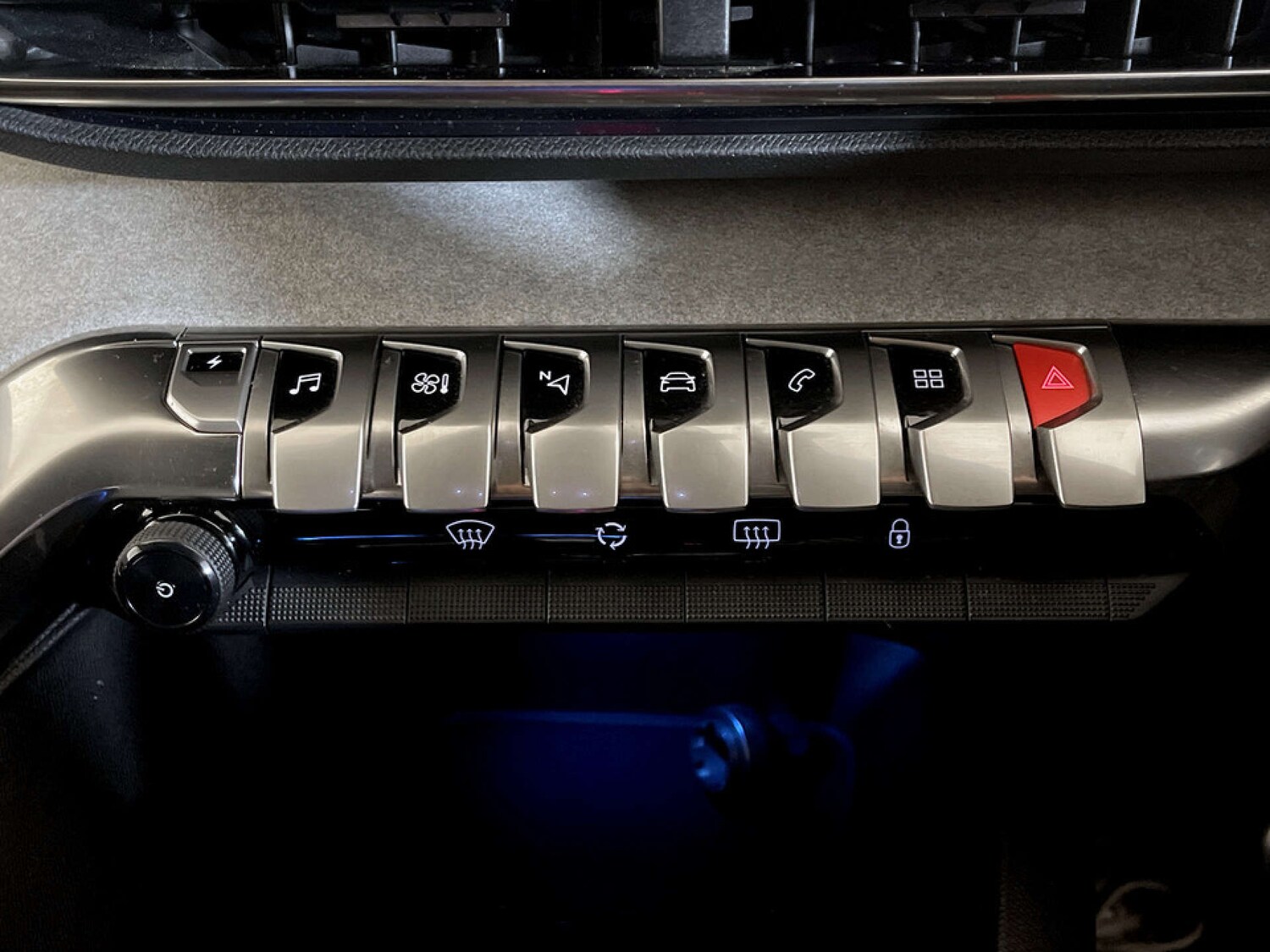 Used Peugeot 3008 2023 for sale - 77542654: Photo 24