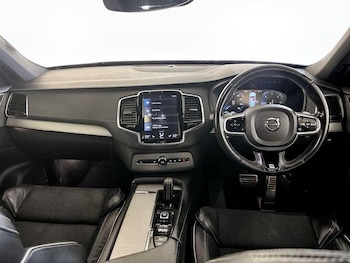 Used Volvo XC90 2020 for sale - 75718104: Photo