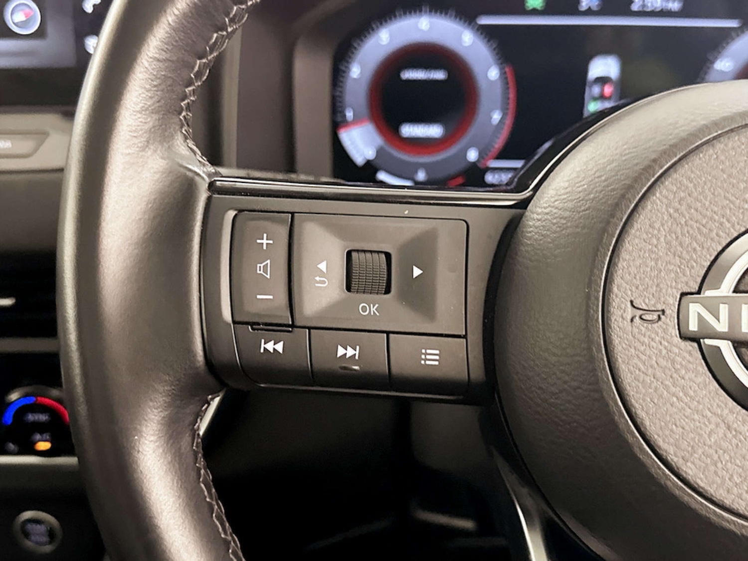 Used Nissan Qashqai 2022 for sale - 77604007: Photo 17