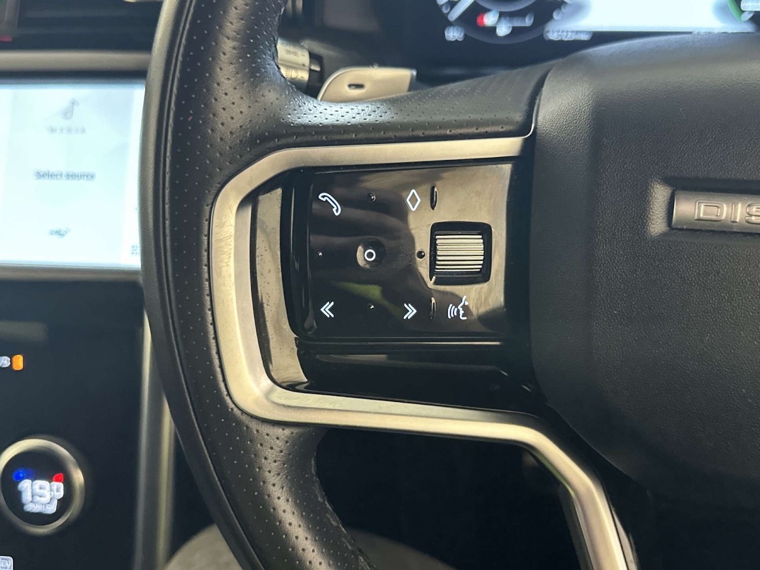 Used Land Rover Discovery Sport 2022 for sale - 78112446: Photo 17