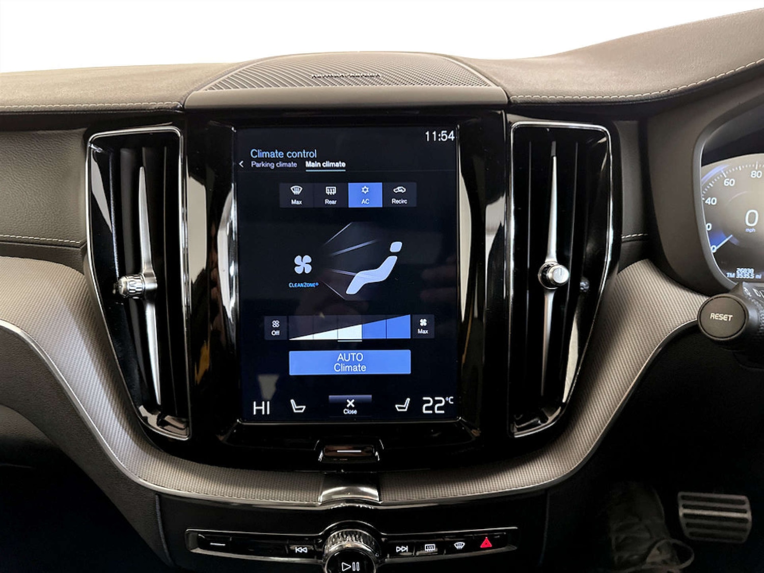 Used Volvo XC60 2020 for sale - 77606750: Photo 22