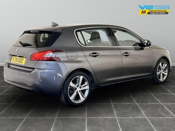 Used Peugeot 308 2019 for sale - 76290366: Photo 10