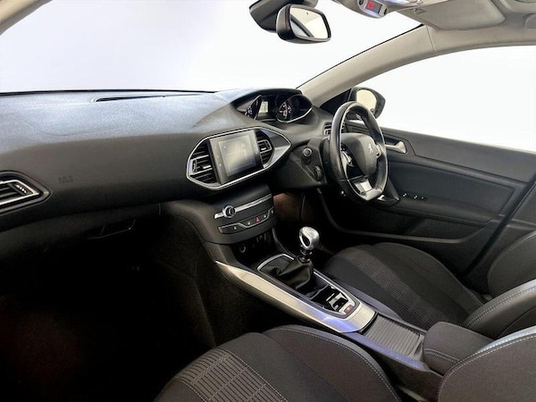 Used Peugeot 308 2019 for sale - 76290366: Photo 12