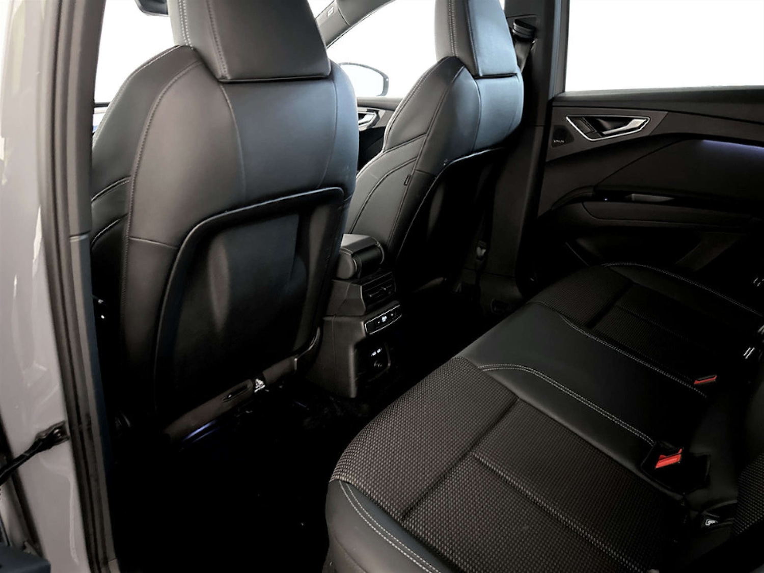 Used Audi Q4 e-tron 2022 for sale - 77185088: Photo 14