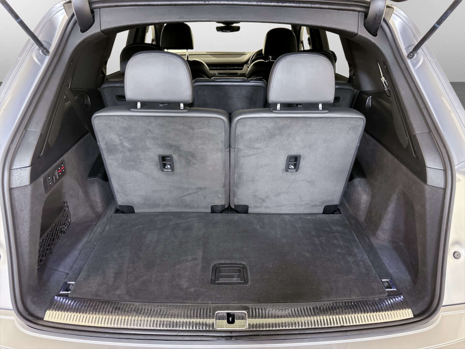 Used Audi Q7 2018 for sale - 77184941: Photo 16