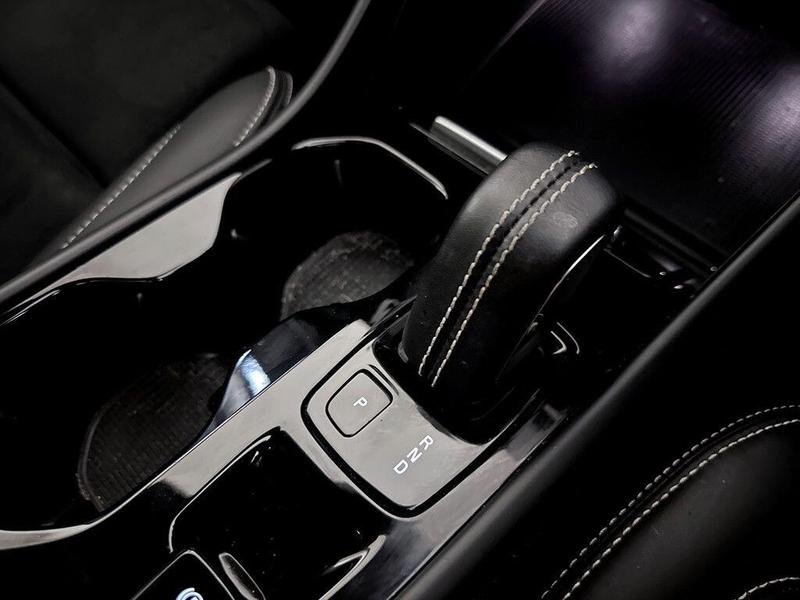 Used Volvo XC40 2021 for sale - 76382242: Photo 25