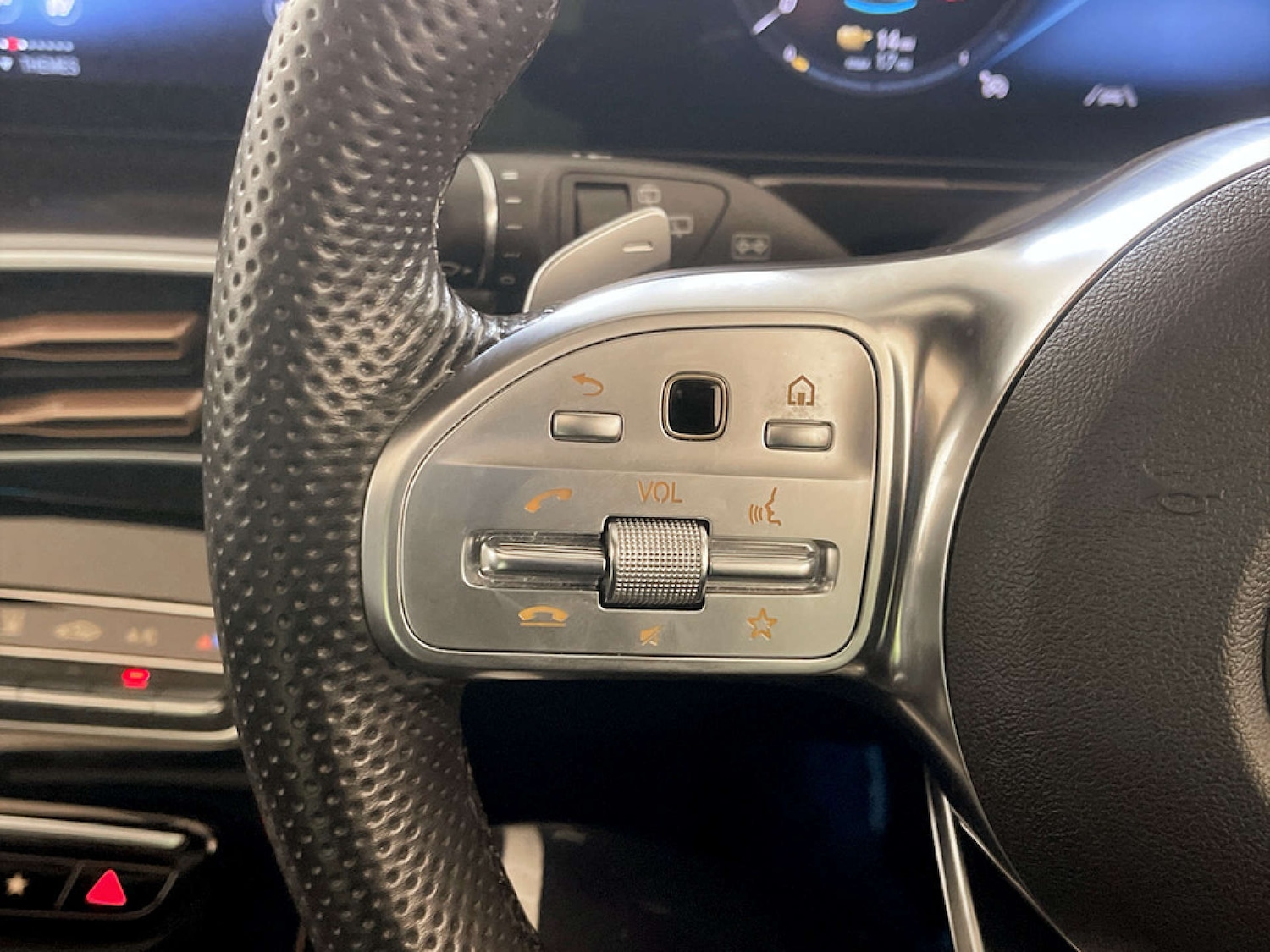 Used Mercedes-Benz EQC 2022 for sale - 77604052: Photo 17