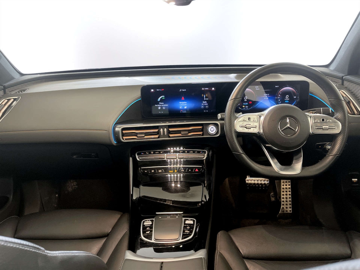 Used Mercedes-Benz EQC 2022 for sale - 77604052: Photo 3