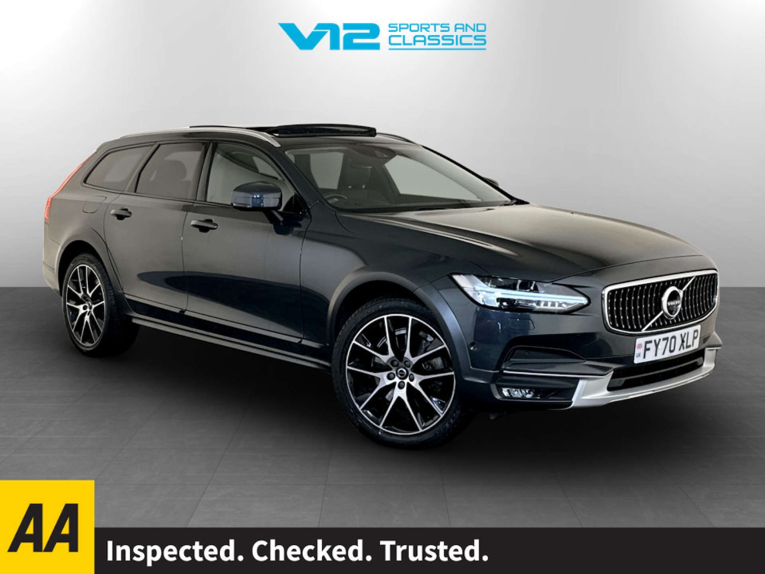 Used Volvo V90 Cross Country 2020 for sale - 77693779: Photo 1