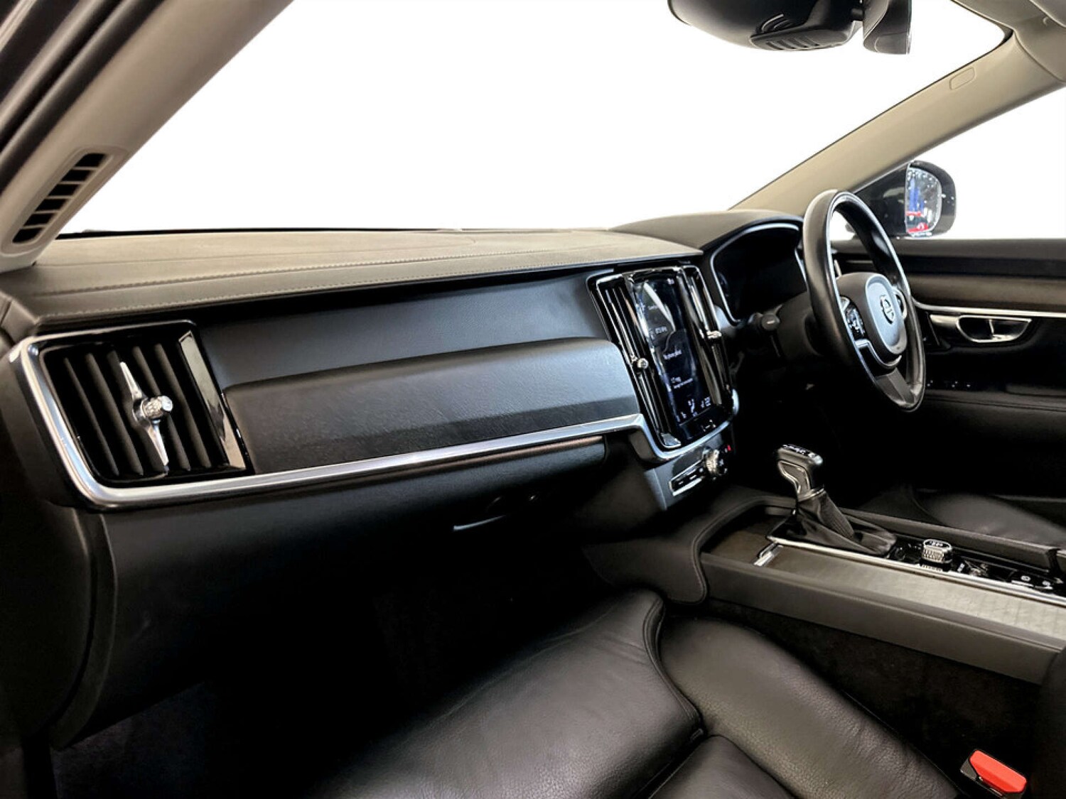 Used Volvo V90 Cross Country 2020 for sale - 77693779: Photo 12