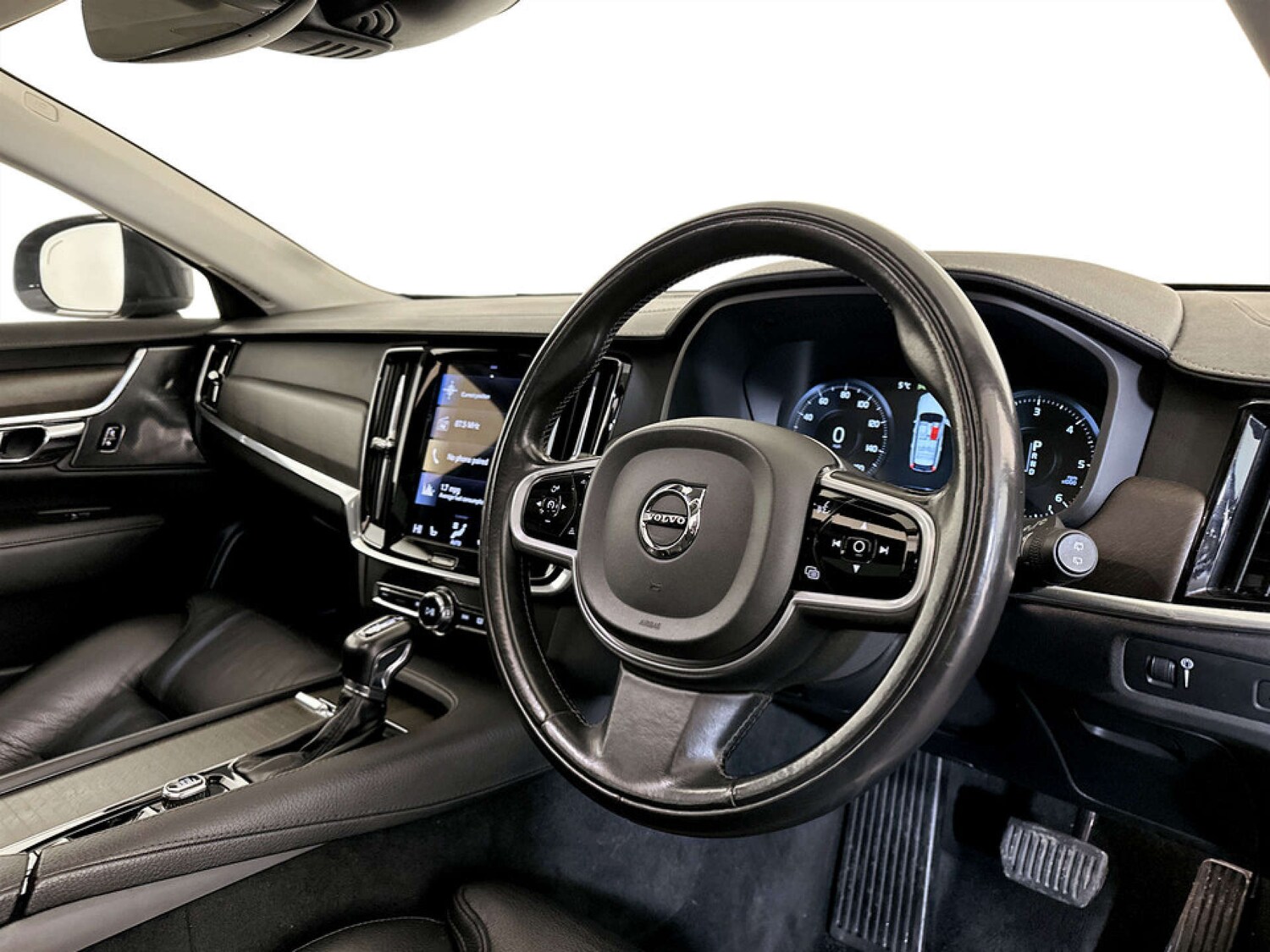 Used Volvo V90 Cross Country 2020 for sale - 77693779: Photo 15