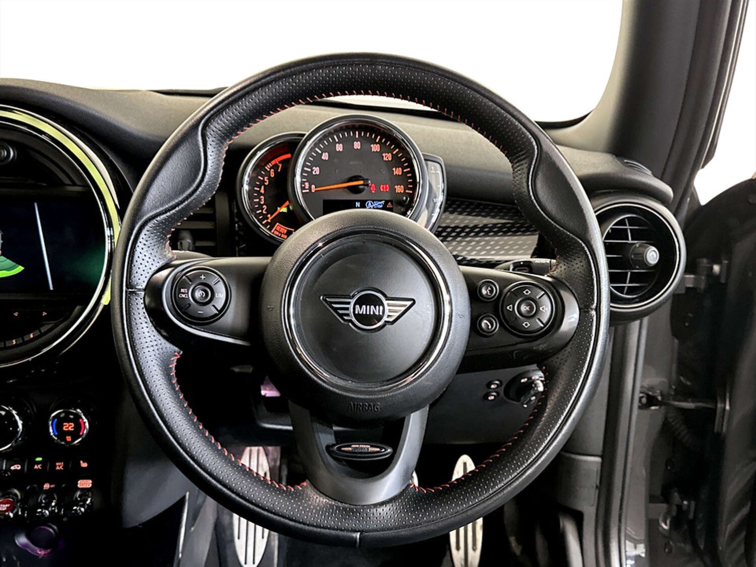 Used MINI Hatch 2019 for sale - 77523322: Photo 15