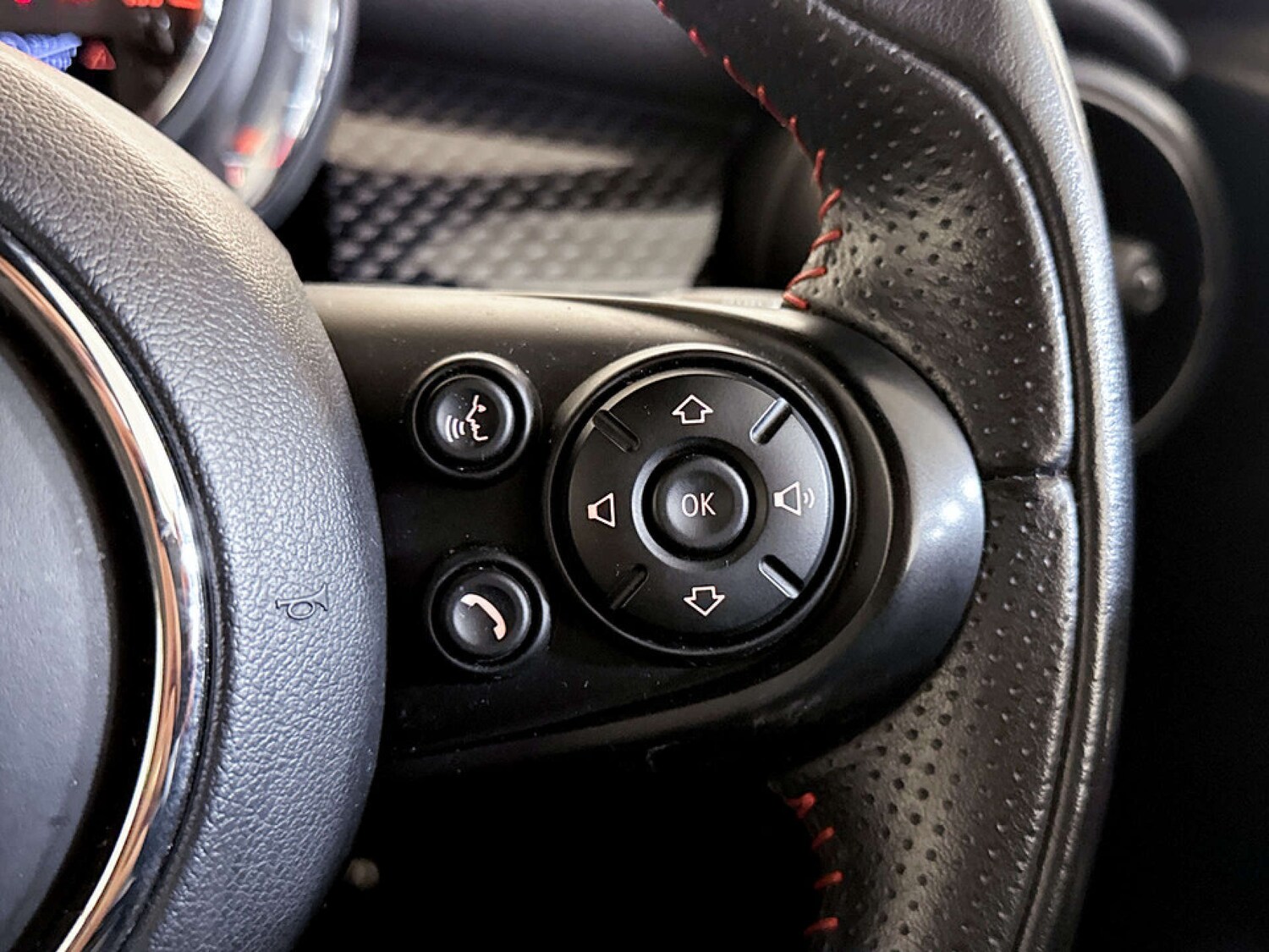 Used MINI Hatch 2019 for sale - 77523322: Photo 18