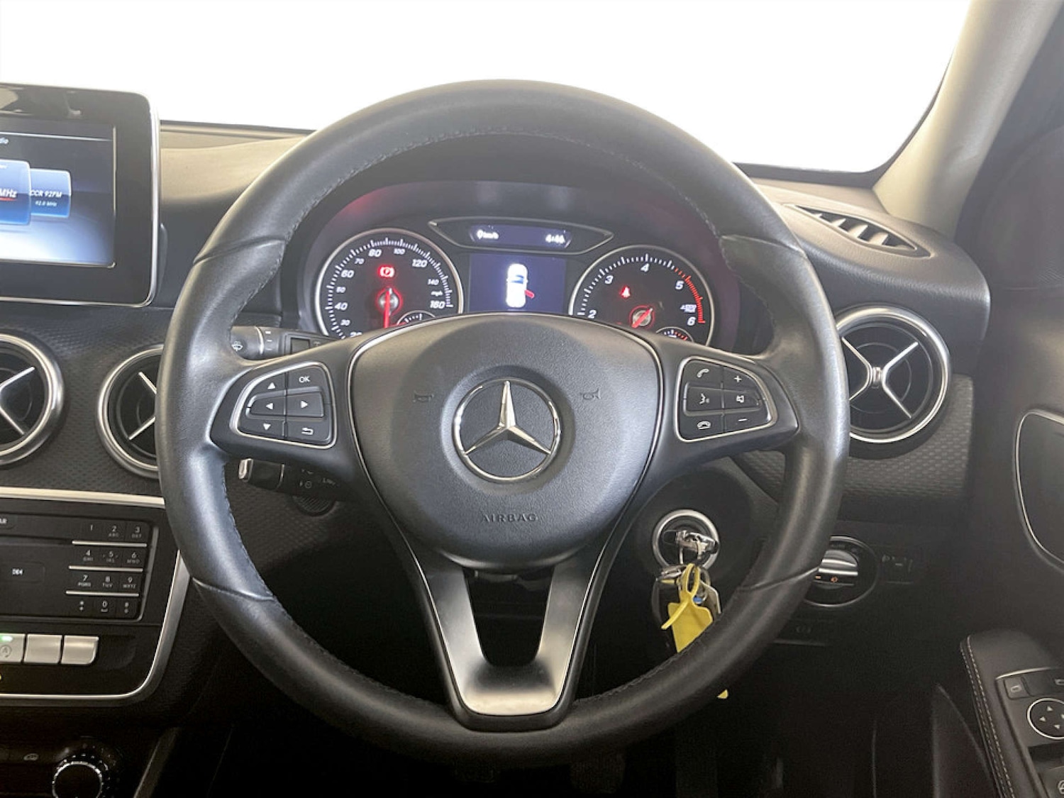 Used Mercedes-Benz A-Class 2016 for sale - 77355524: Photo 16