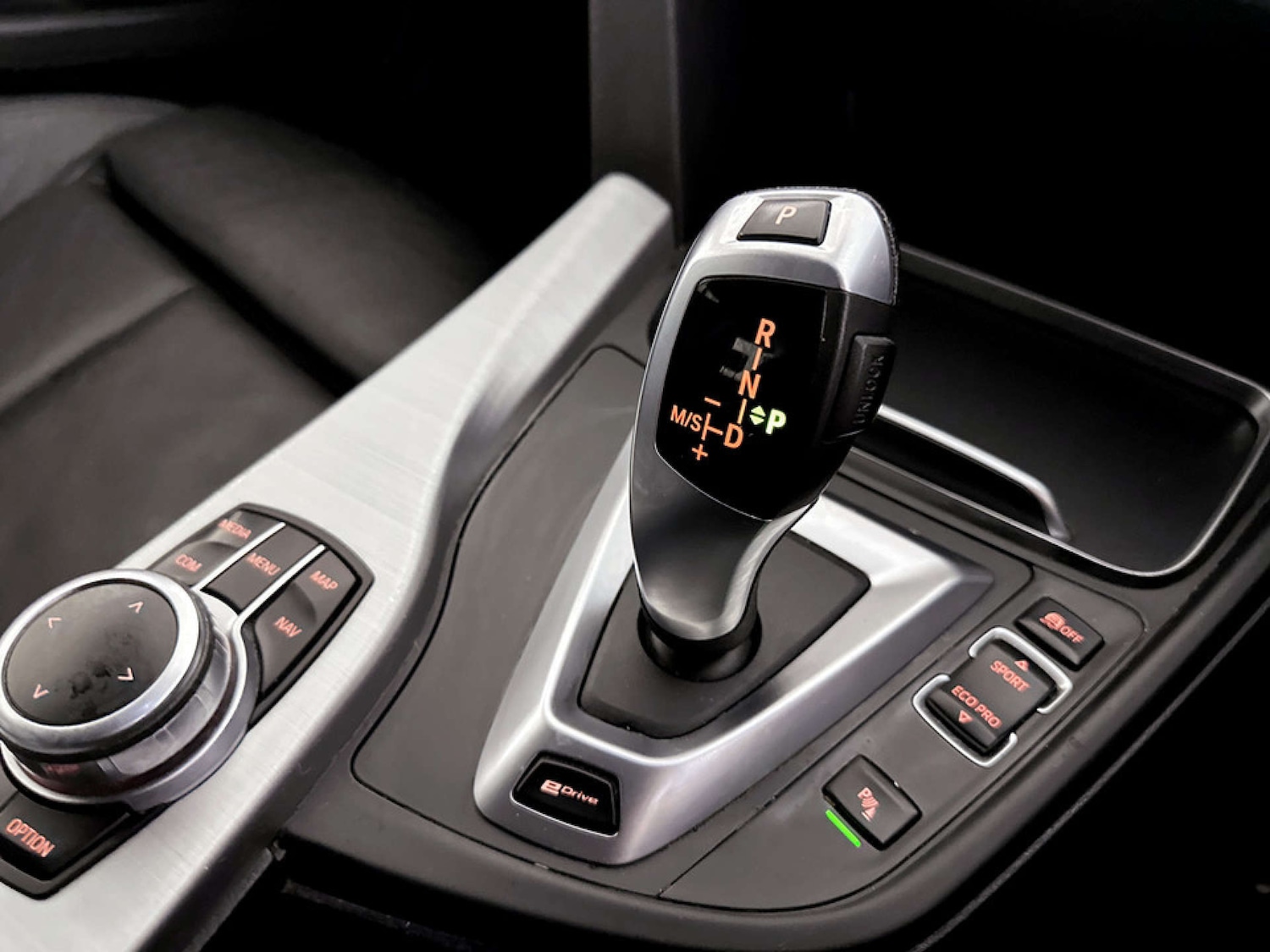 Used BMW 3 Series 2018 for sale - 77650520: Photo 24