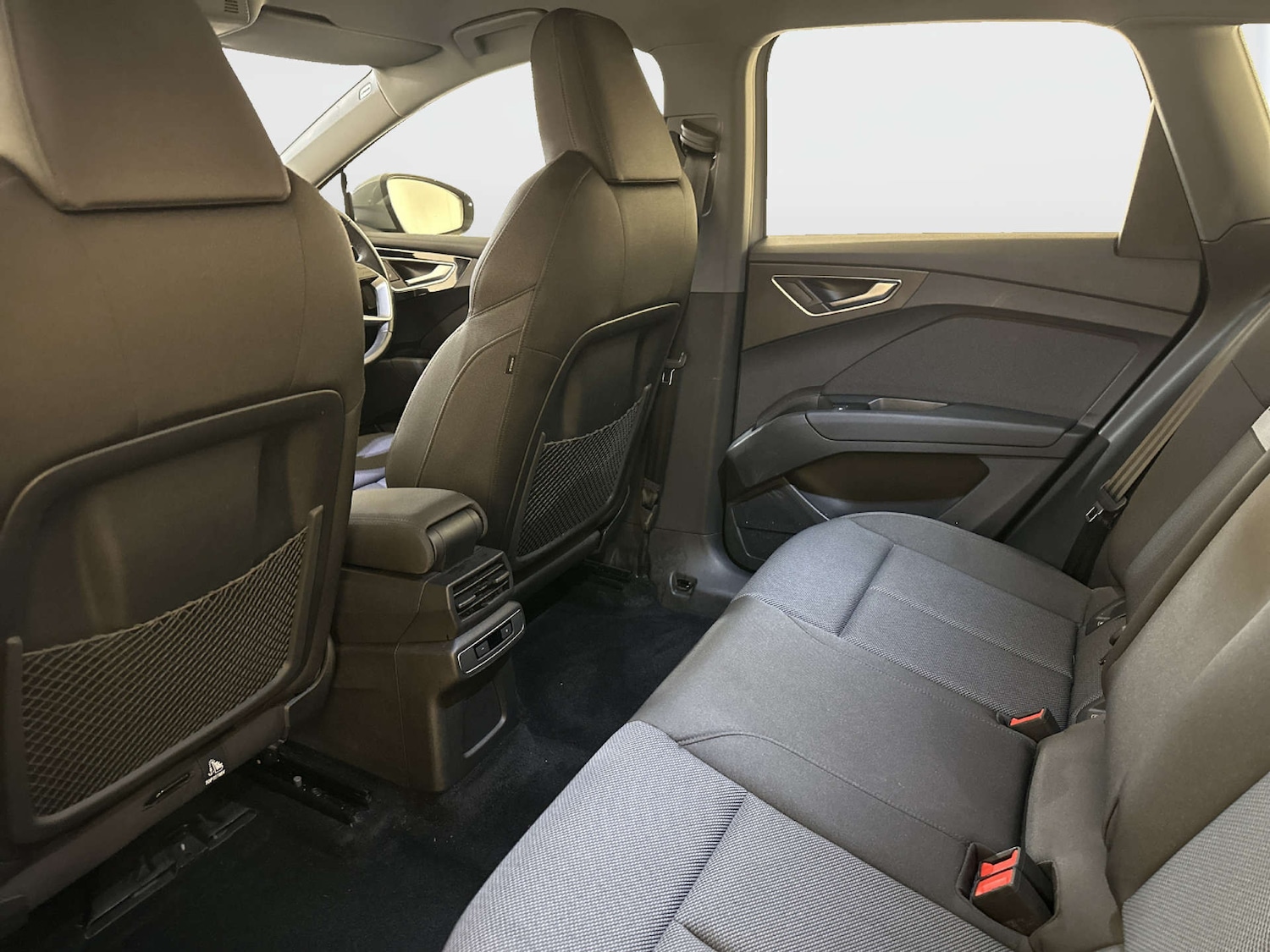 Used Audi Q4 e-tron 2023 for sale - 78083372: Photo 14