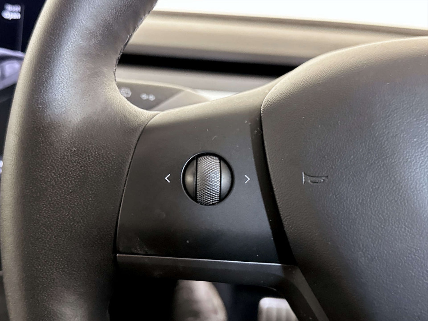 Used Tesla Model 3 2022 for sale - 77233569: Photo 17