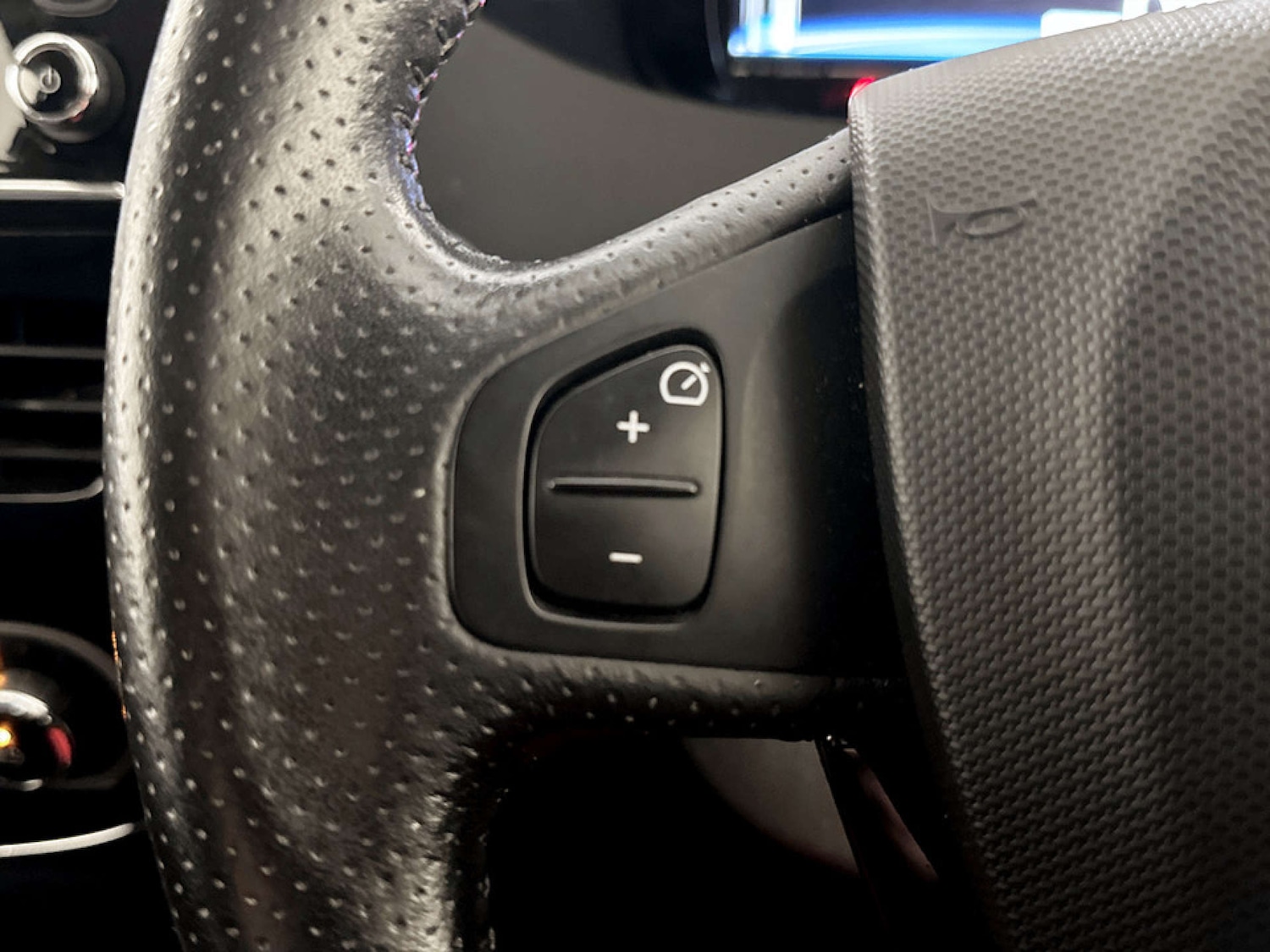 Used Renault Zoe 2019 for sale - 77717796: Photo 17