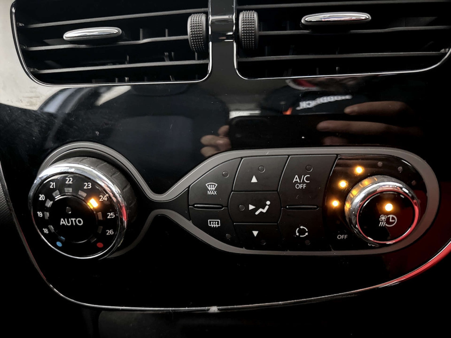 Used Renault Zoe 2019 for sale - 77717796: Photo 24