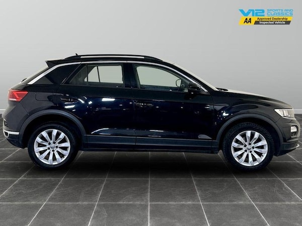 Used Volkswagen T-Roc 2018 for sale - 76241175: Photo 11