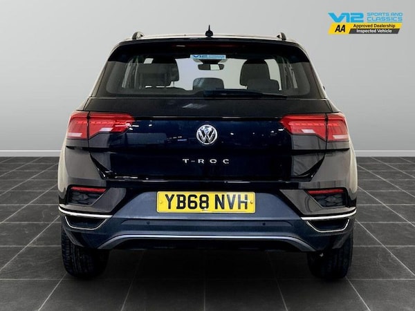 Used Volkswagen T-Roc 2018 for sale - 76241175: Photo 9
