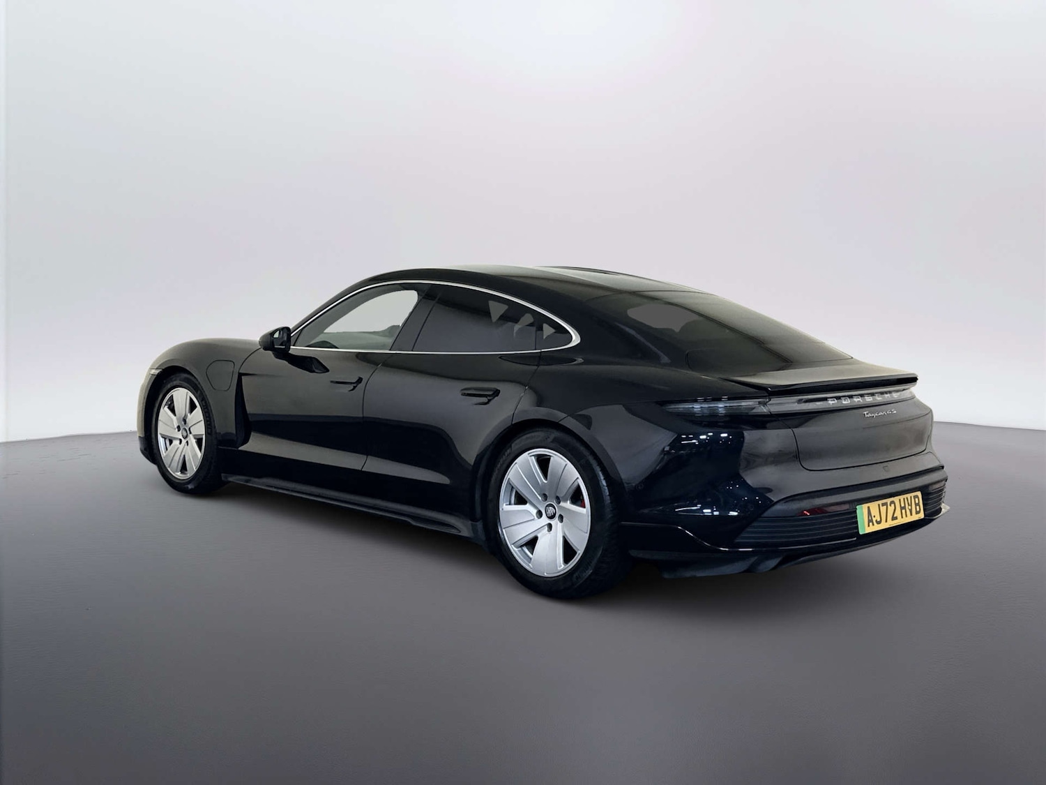 Used Porsche Taycan 2023 for sale - 78041810: Photo 8