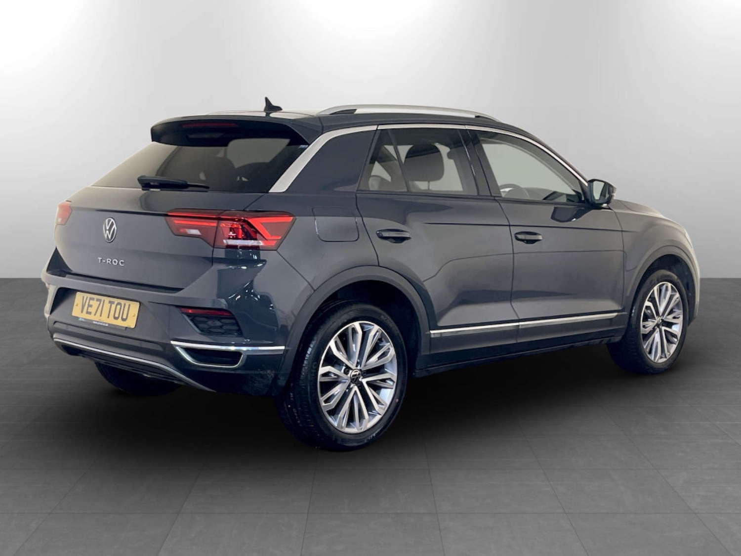 Used Volkswagen T-Roc 2022 for sale - 77185056: Photo 10