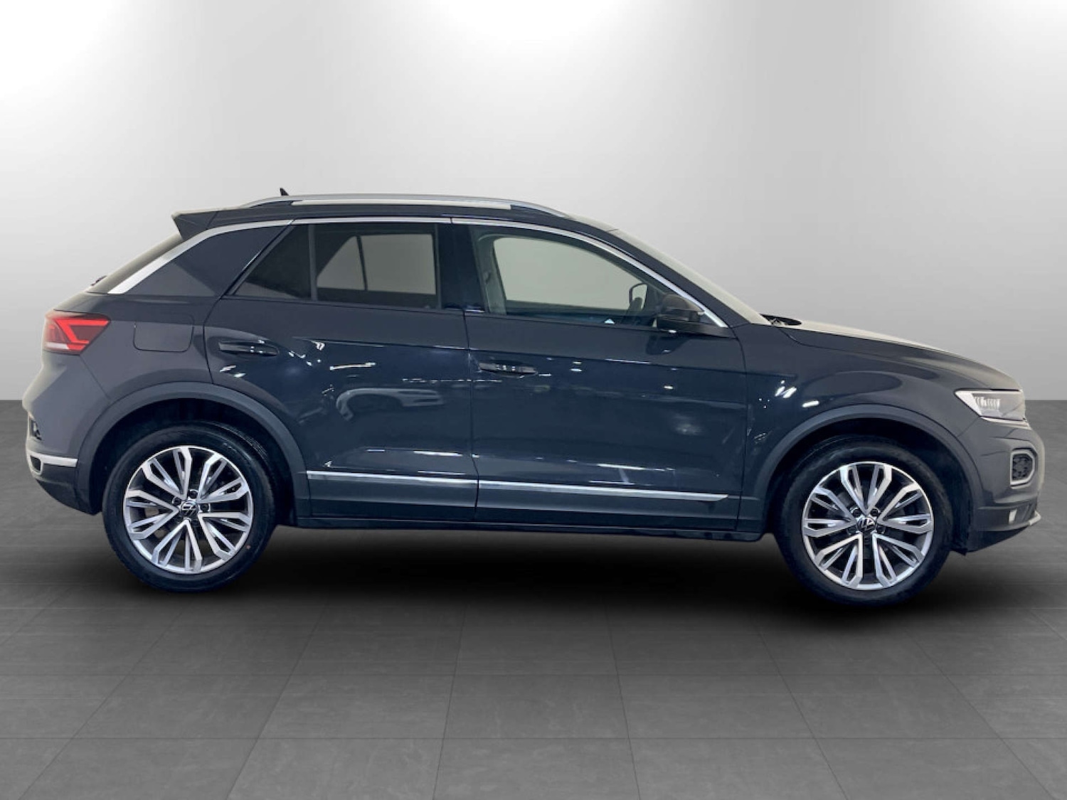 Used Volkswagen T-Roc 2022 for sale - 77185056: Photo 11
