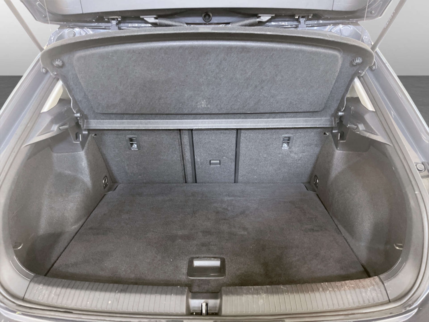 Used Volkswagen T-Roc 2022 for sale - 77185056: Photo 15