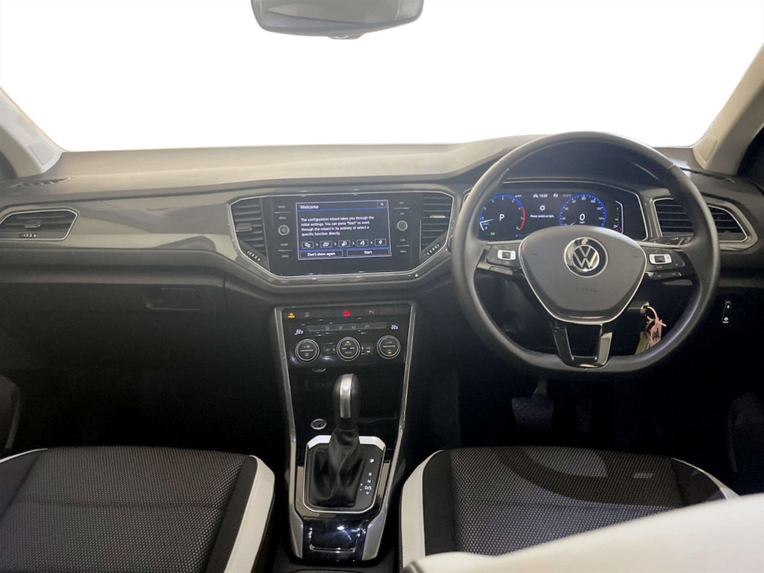 Used Volkswagen T-Roc 2022 for sale - 77185056: Photo 3