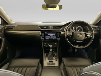Used Skoda Superb 2020 for sale - 78885338: Photo