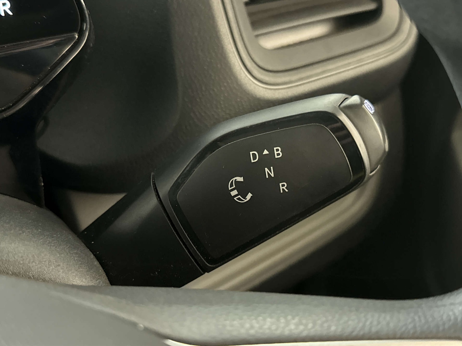 Used Volkswagen ID.Buzz 2024 for sale - 77954378: Photo 21