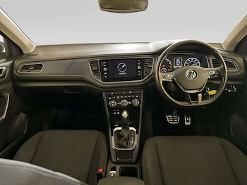 Used Volkswagen T-Roc 2021 for sale - 79290519: Photo