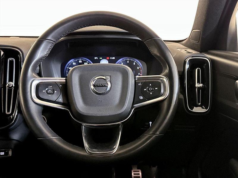 Used Volvo XC40 2021 for sale - 76603512: Photo 16