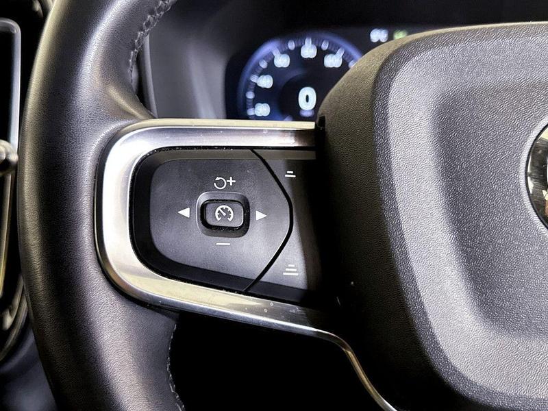 Used Volvo XC40 2021 for sale - 76603512: Photo 17