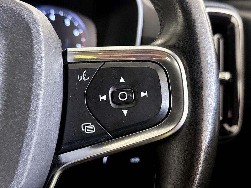 Used Volvo XC40 2021 for sale - 76603512: Photo 19