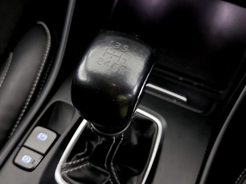 Used Volvo XC40 2021 for sale - 76603512: Photo 25